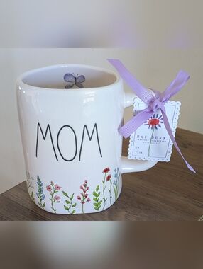 NWT MOM Mug Floral Rae Dunn